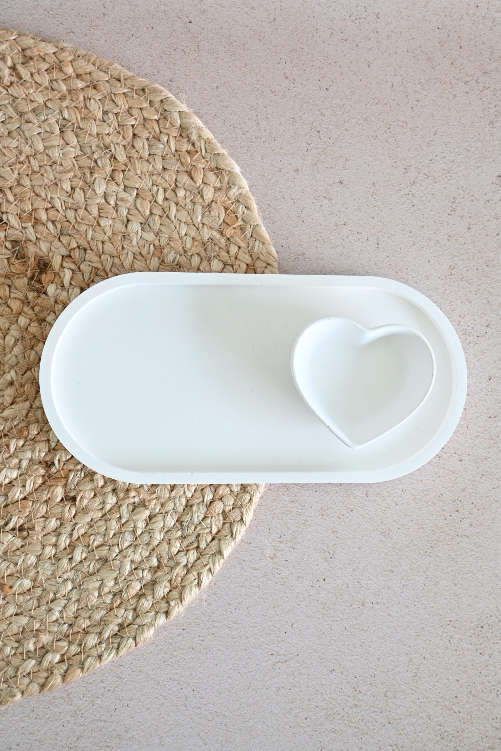 Ovaal schaaltje met klein hartvormig schaaltje